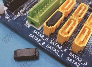 CSATA-1 заглушка разъема SATA; полиэтилен; черный