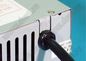SB8R-2 втулка проходная под кабель; 14AWG / 3C; нейлон-66 (UL); цвет черный