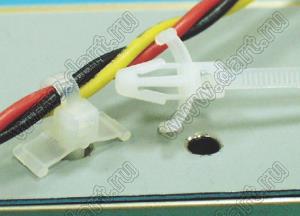 GTP-130ST стяжка кабельная с защелкой в панель; L=132мм; нейлон-66 (UL); натуральный